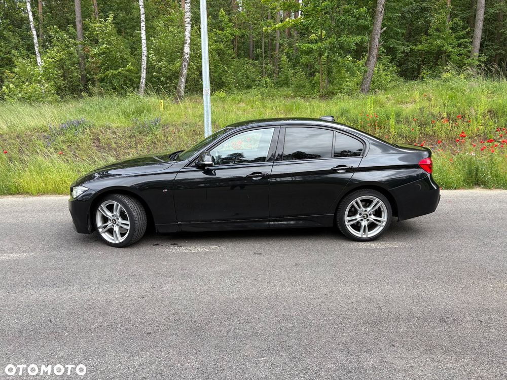 BMW Seria 3 330i xDrive - 3