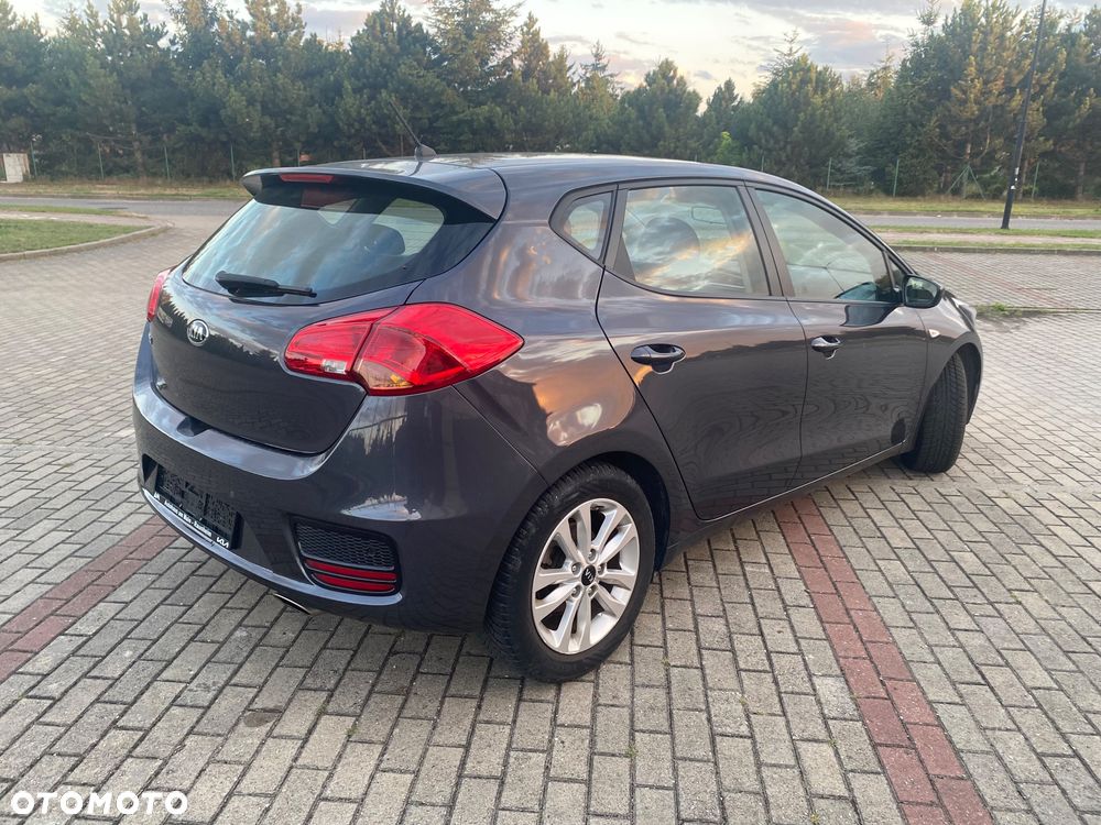 Kia Ceed 1.4 CVVT Attract - 9