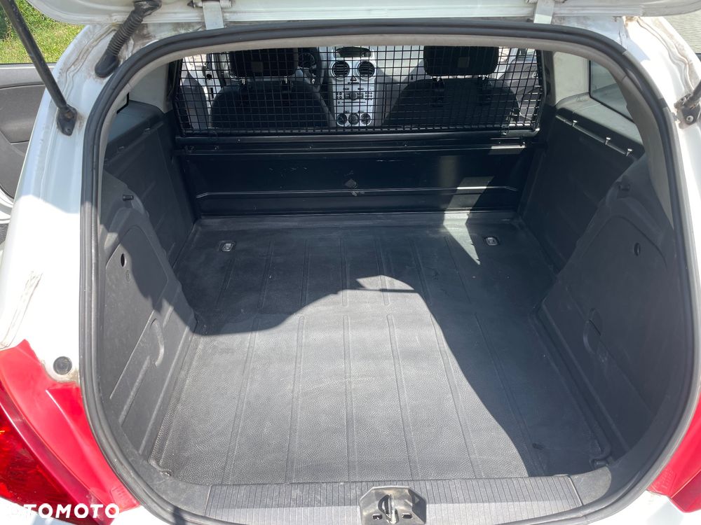 Opel Corsa - 4