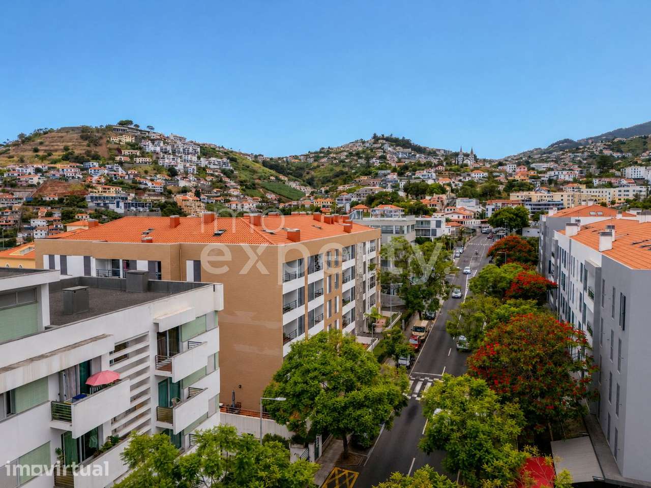 Apartamento T3 nas Madalenas, Funchal - Grande imagem: 3/28