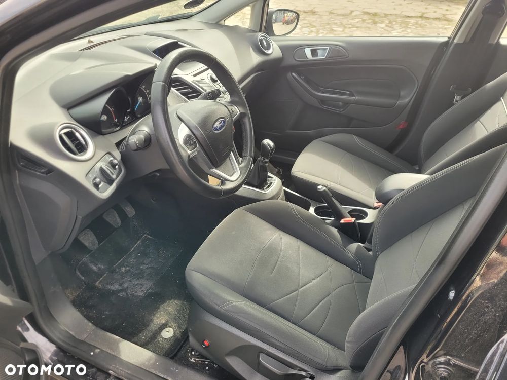 Ford Fiesta 1.6 TDCi Champions Edition - 6