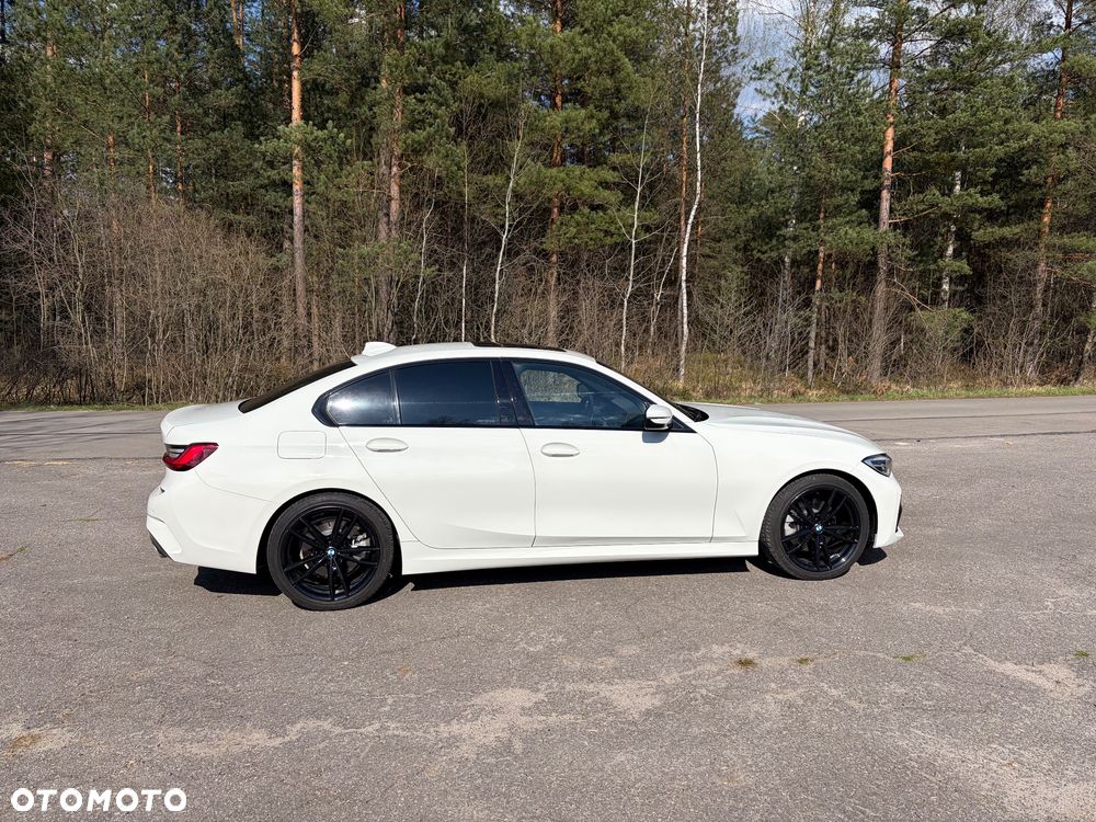BMW Seria 3 330i M Sport - 7