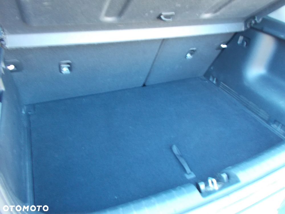 Kia Stonic 1.2 M - 10