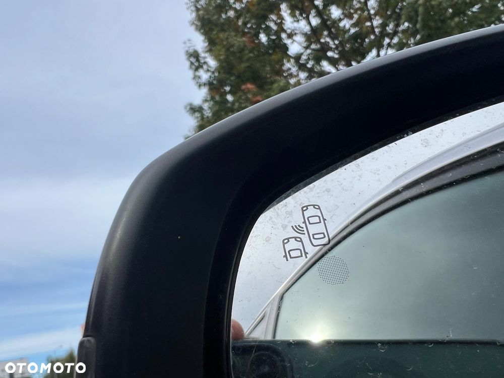 Peugeot 5008 BlueHDi 180 EAT6 GT - 25