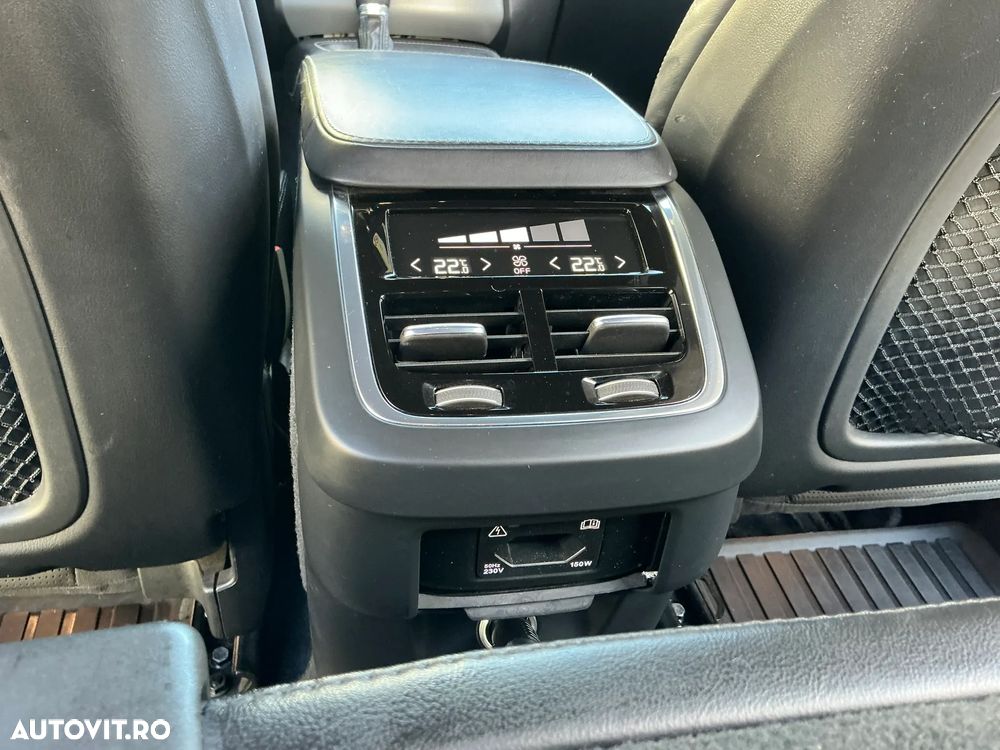 Volvo XC 90 D5 AWD Inscription - 27
