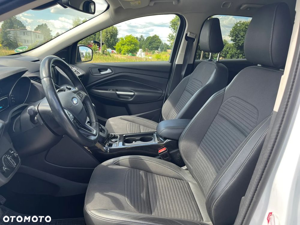 Ford Kuga 2.0 TDCi 4WD Titanium - 9