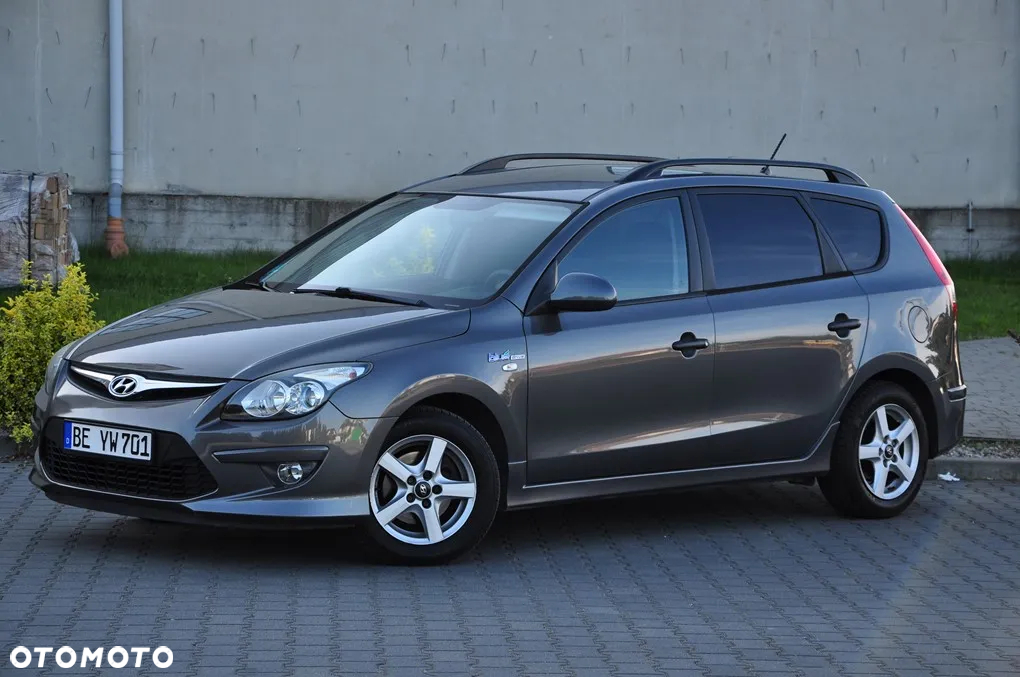 Hyundai i30 i30cw 1.6 CRDi blue Classic - 10