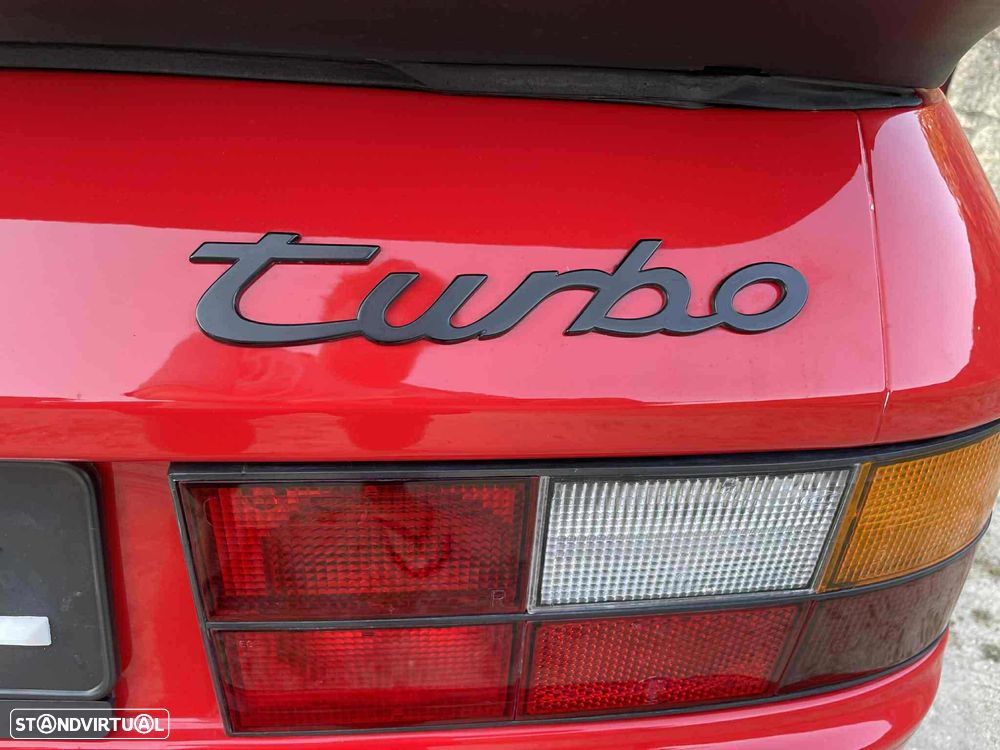 Porsche 944 Turbo - 27