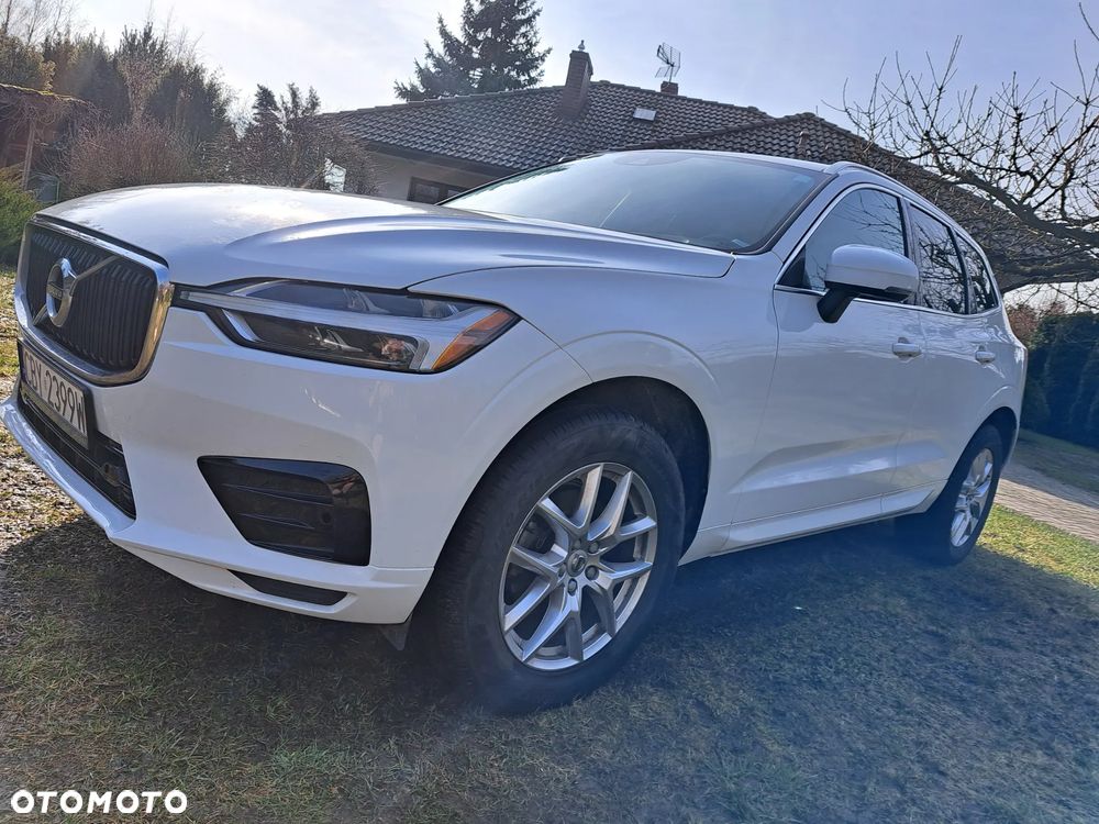 Volvo XC 60 T5 Momentum - 1