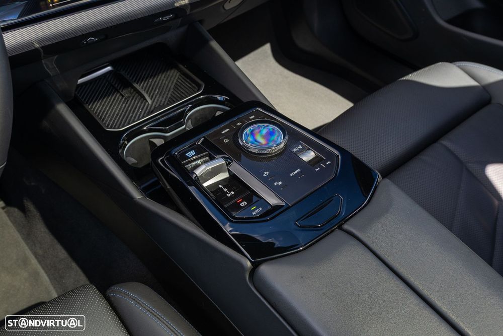 BMW i5 eDrive40 Pack Desportivo M Pro - 27