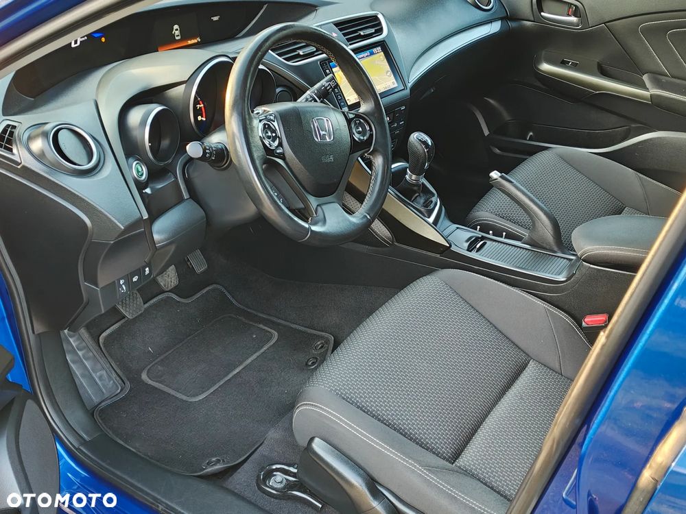 Honda Civic 1.8 i-VTEC Lifestyle - 21