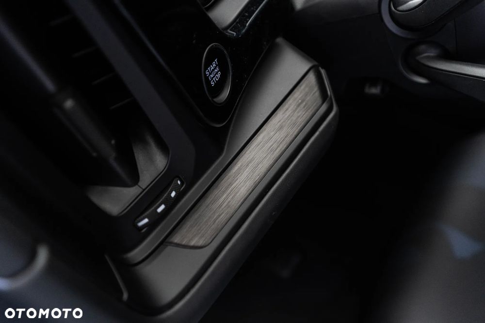 Porsche Cayenne E-Hybrid PHEV Black Edition - 33