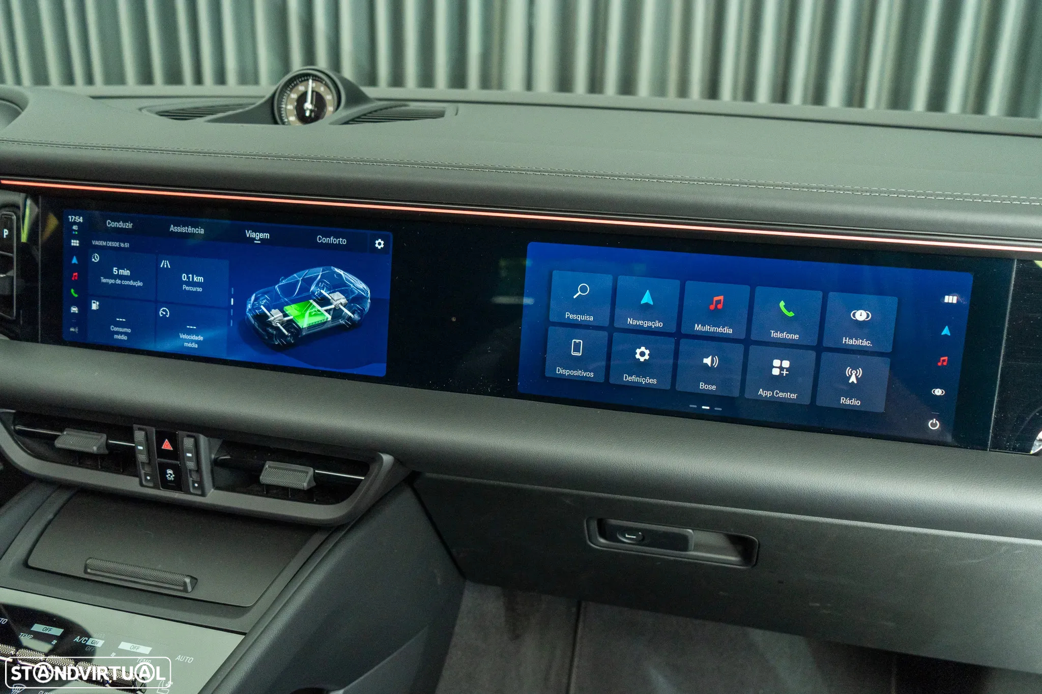 Porsche Macan Electric Turbo - 22