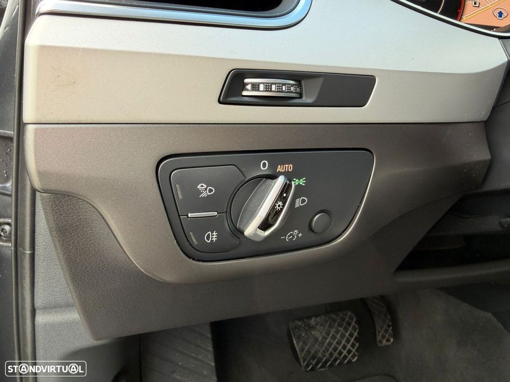 Audi Q7 3.0 TDI quattro tiptronic 7L - 25