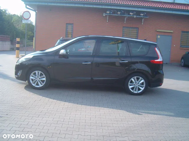 Renault Scenic - 8