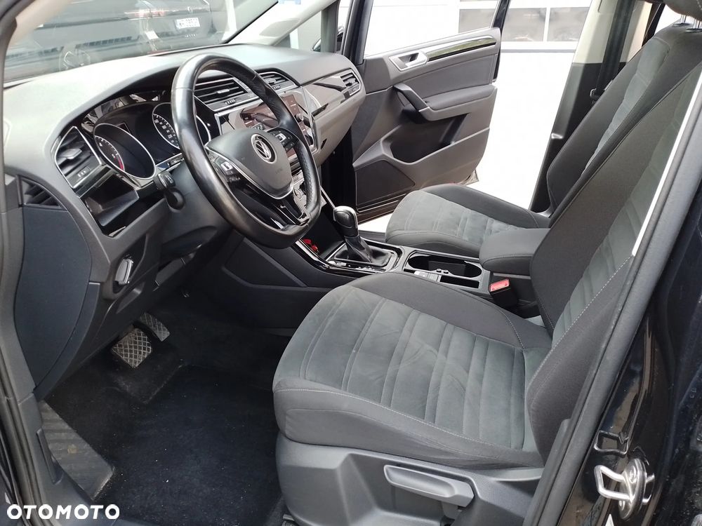 Volkswagen Touran 2.0 TDI BMT Highline DSG - 13