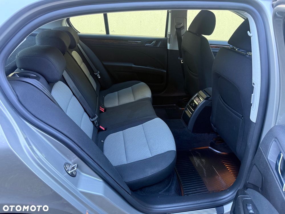 Skoda Superb 1.4 TSI Exclusive - 22