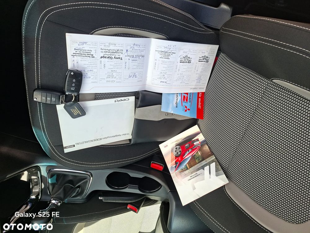 Kia Ceed 1.6 GDI Platinum Edition - 32