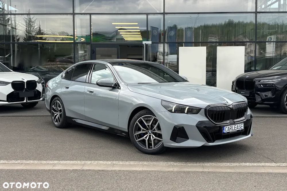 BMW Seria 5 520d xDrive mHEV - 3