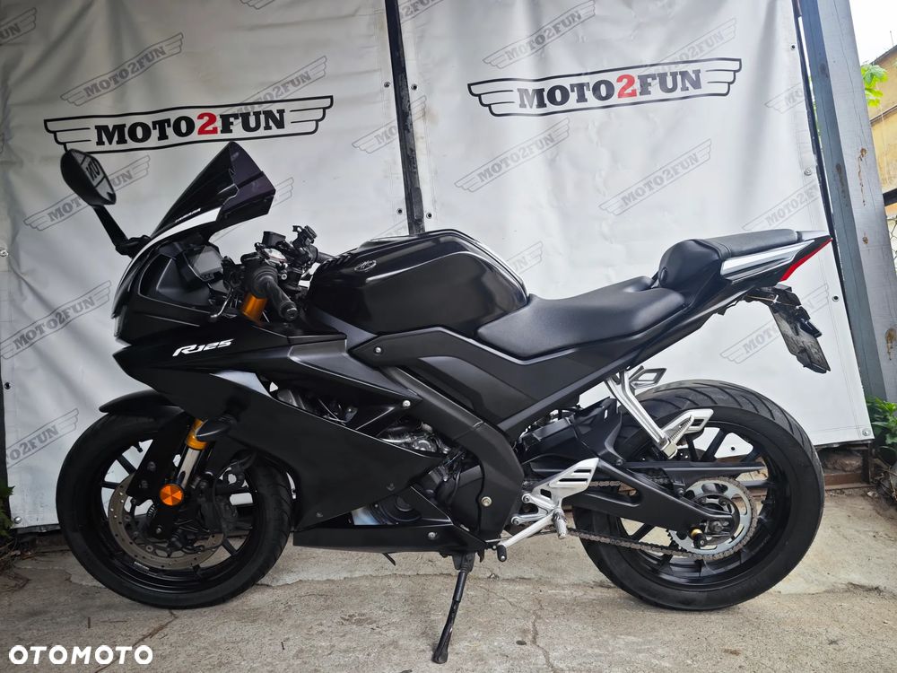 Yamaha YZF - 4