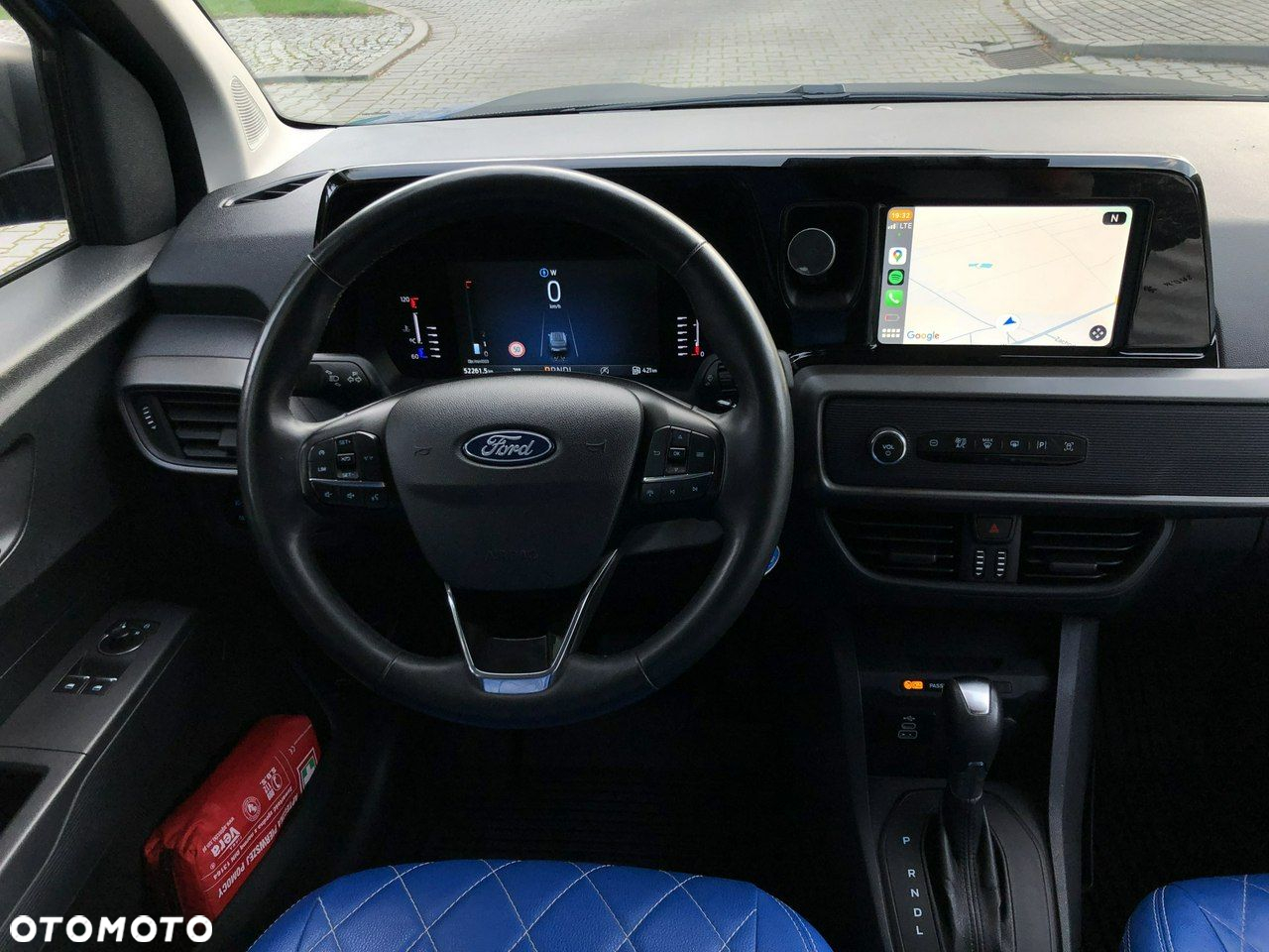 Ford Transit Courier - 7