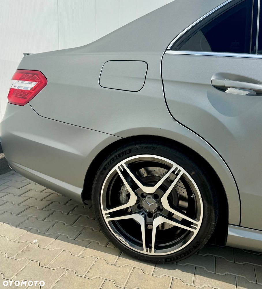 Mercedes-Benz Klasa E 63 AMG AMG Speedshift 7G-MCT - 18