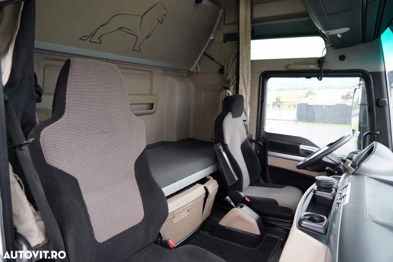 MAN TGX 18.470 / PLATĂ JOSĂ / MEGA / LOC AL CINCILEA REGLABIL / 2020 / NAVI - 35