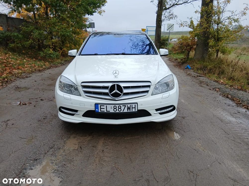 Mercedes-Benz C-Class 2010 photo 5