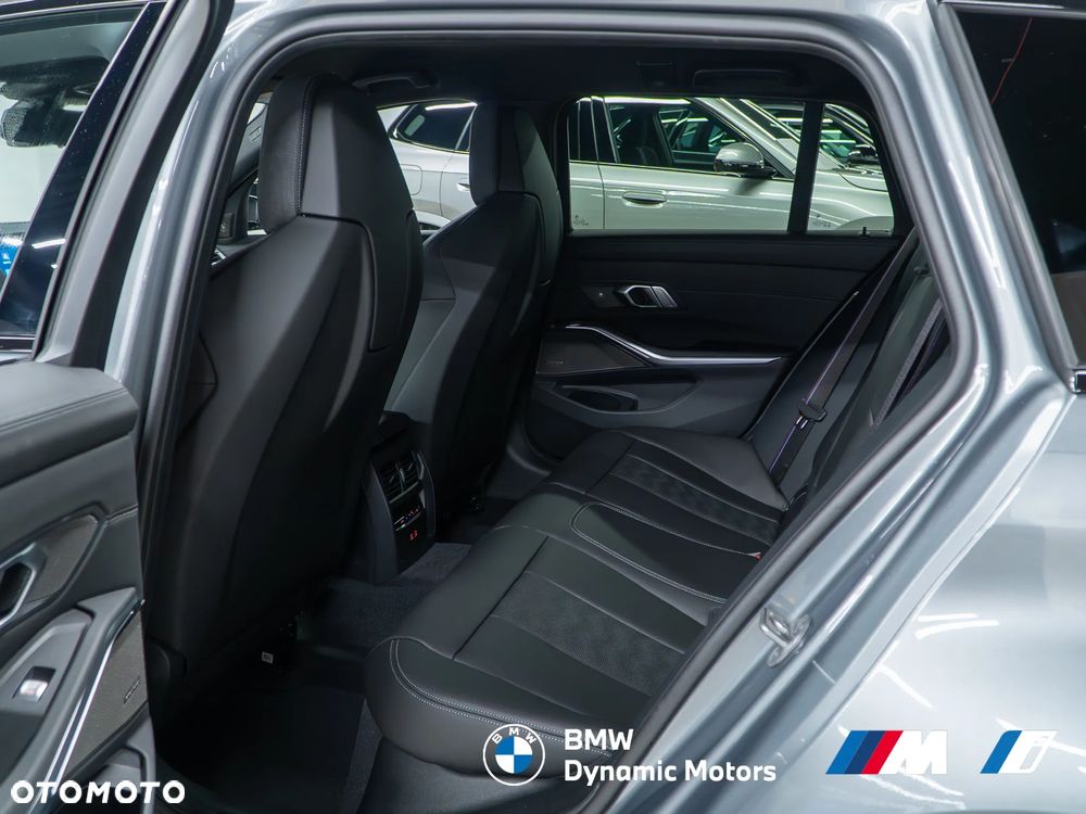 BMW M3 Competition M xDrive - 27