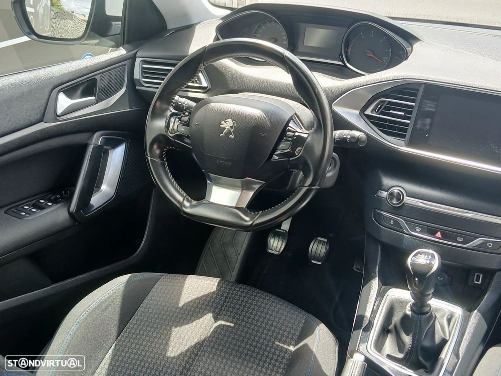 Peugeot 308 SW 1.5 BlueHDi Active - 11