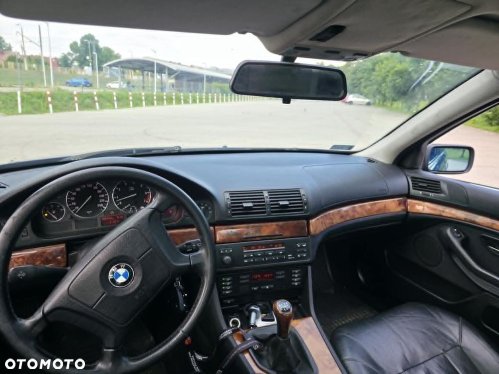BMW Seria 5 520i - 19