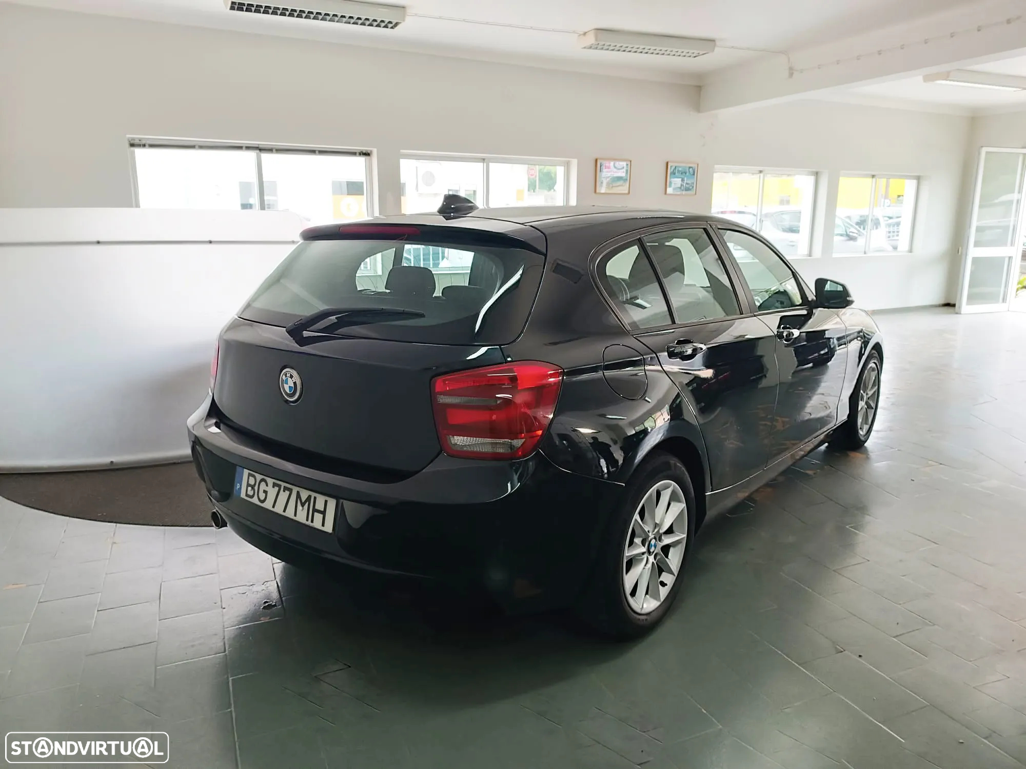 BMW 116 d EDynamics Line Urban - 7