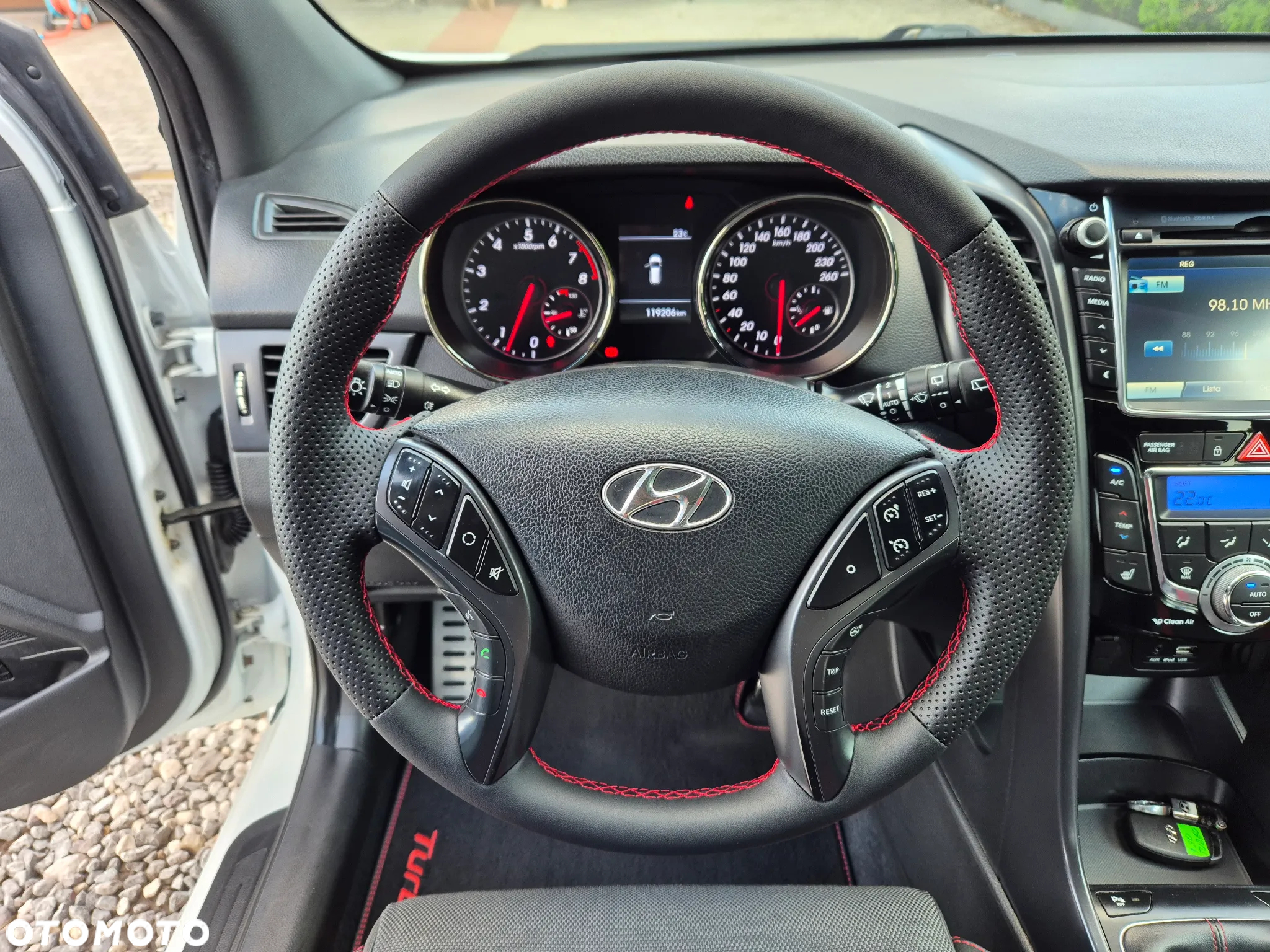 Hyundai i30 1.6 T GDI Turbo - 28