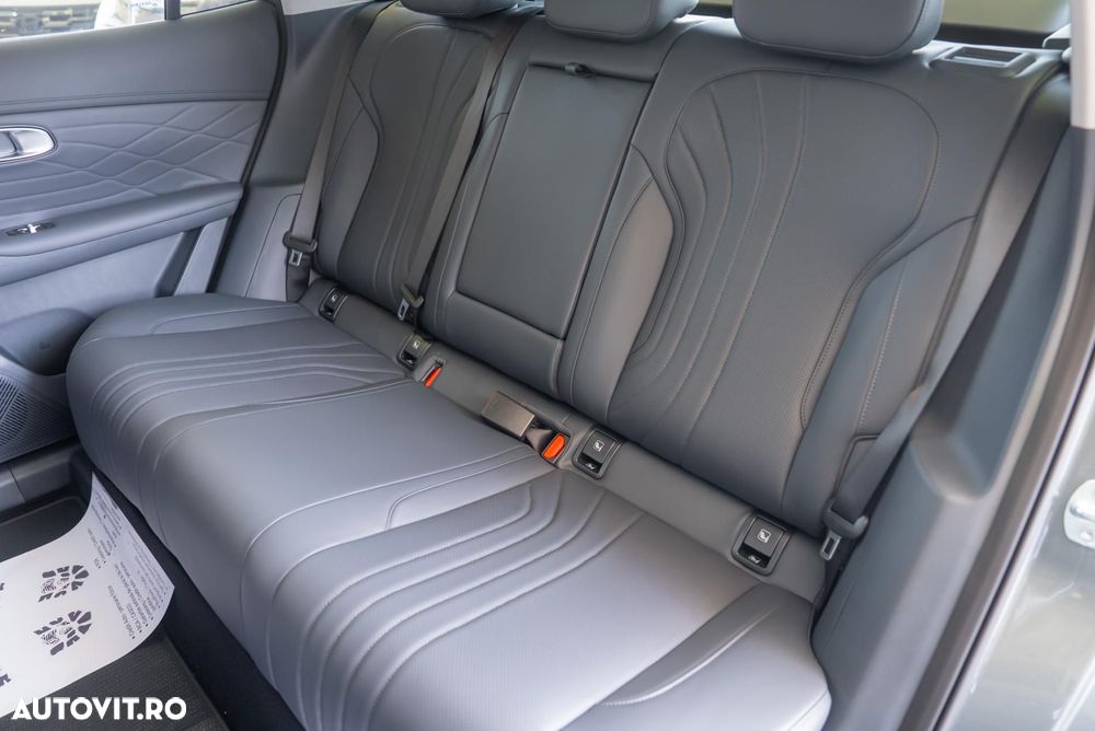 Geely Starray EM-i - 18