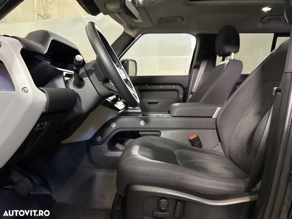 Land Rover Defender 110 3.0 P400 MHEV - 24