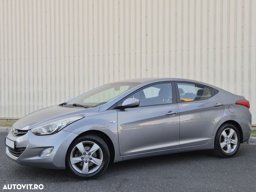 Hyundai Elantra 1.6 MPi - 4