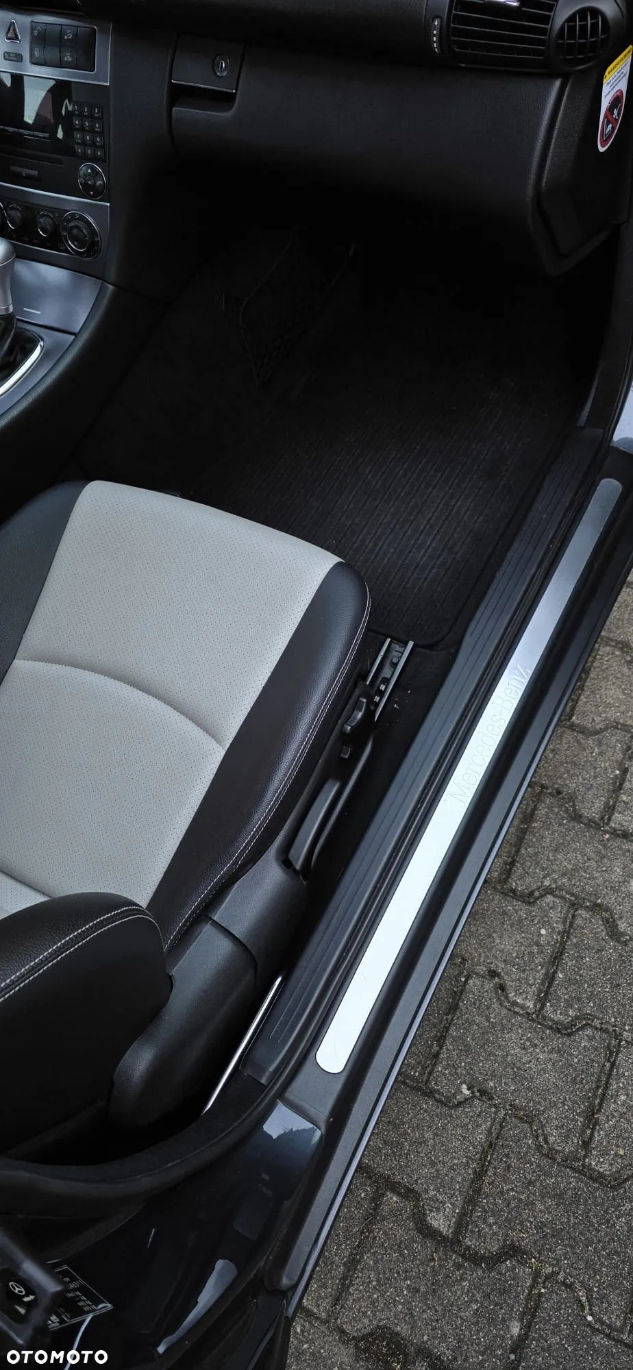 Mercedes-Benz Klasa C 200 CDI Sportcoupe Automatik - 10