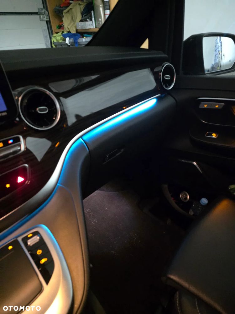 Mercedes-Benz Klasa V 300 d Avantgarde 9G-Tronic (długi) - 11