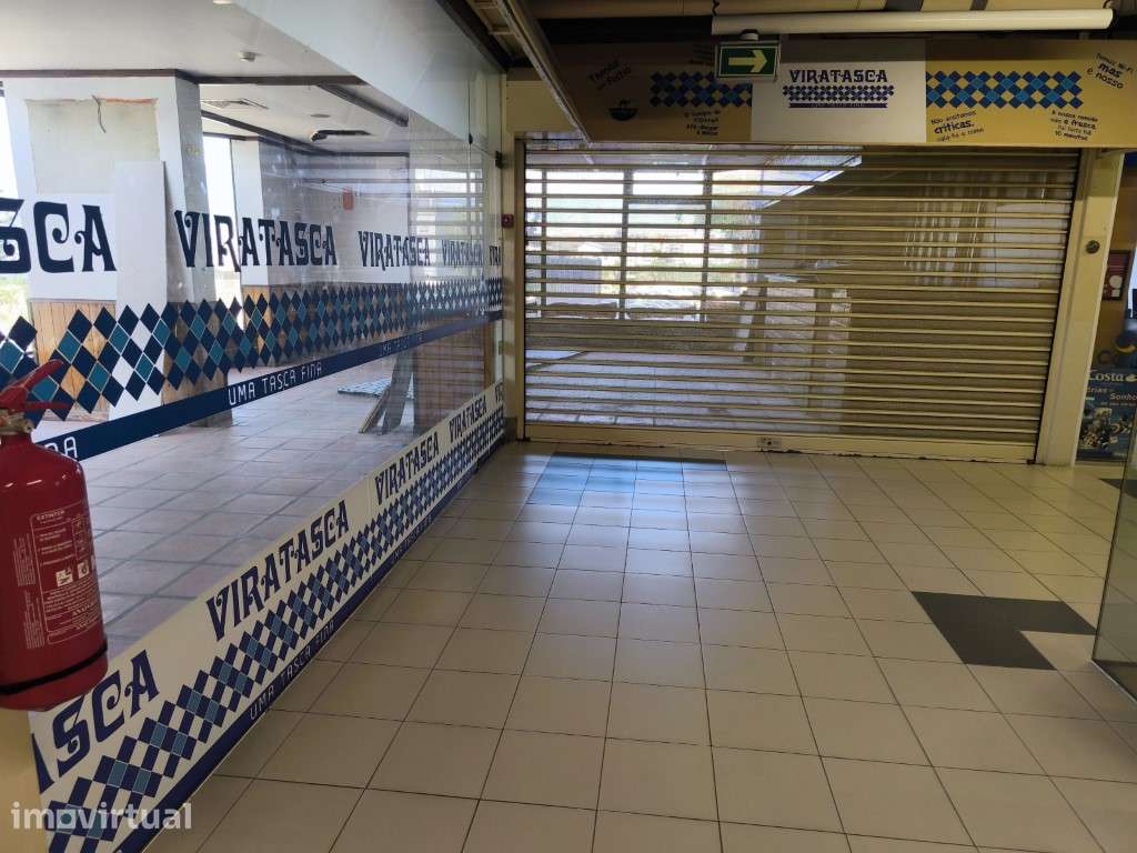 Loja Premium no Centro Comercial das Palmeiras em Oeiras Uma Oportu... - Grande imagem: 2/7