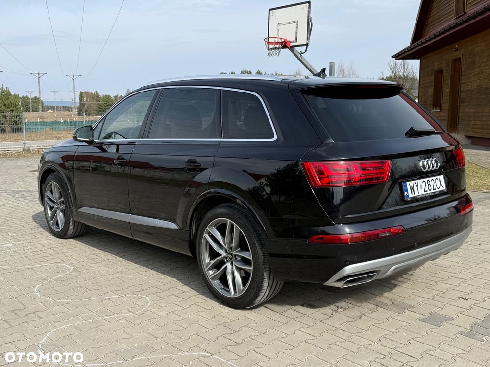 Audi Q7 - 12