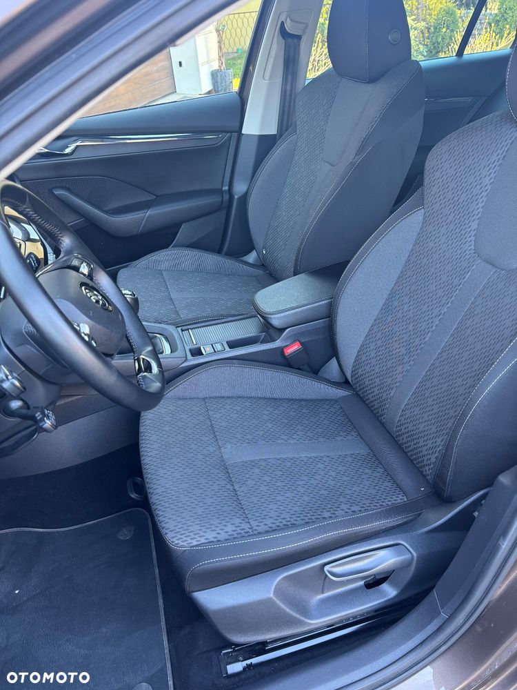 Skoda Octavia 1.5 TSI ACT Style - 9