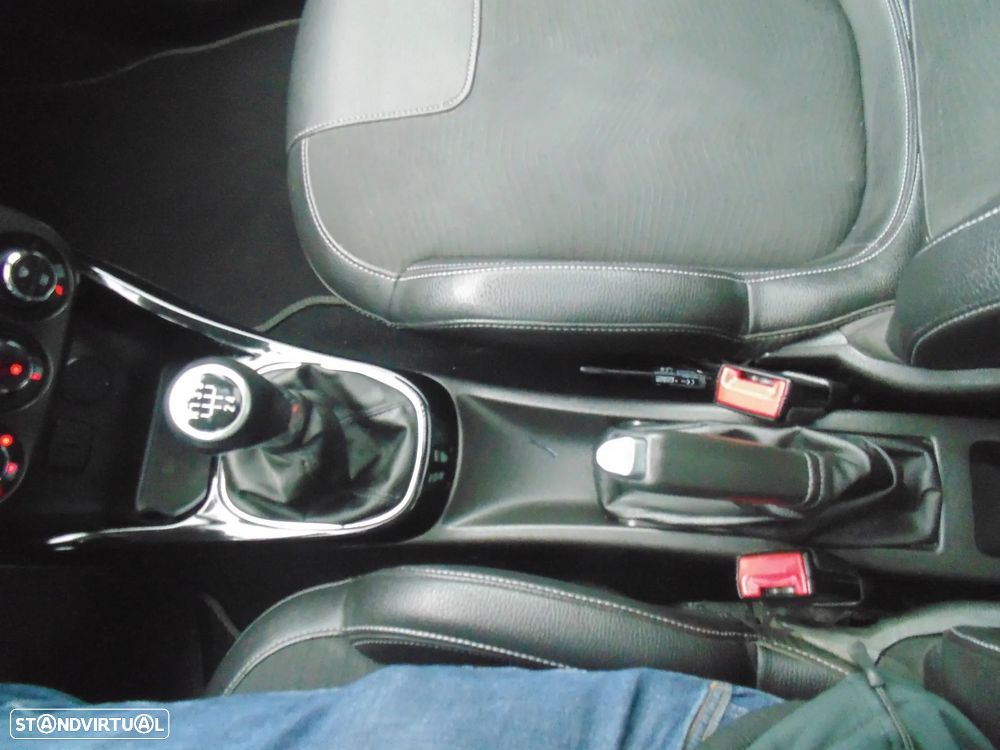 Opel Adam 1.2 Glam - 32