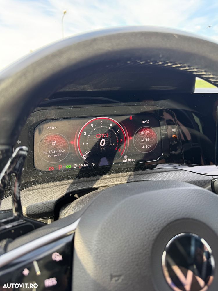 Volkswagen Golf 2.0 TSI DSG GTI Performance - 11