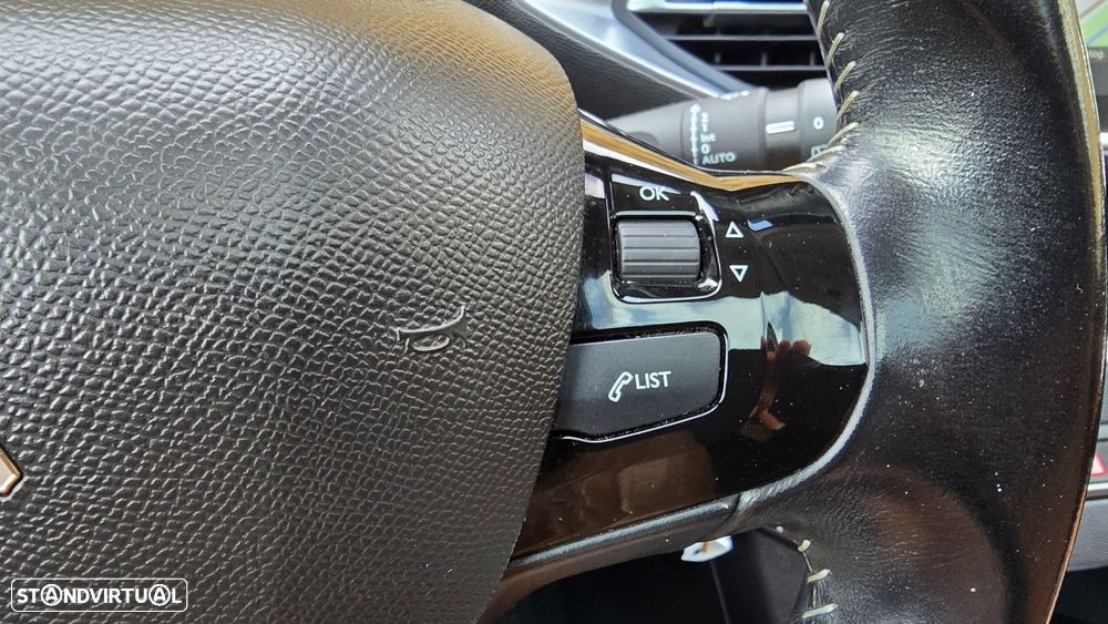 Peugeot 308 SW 1.5 BlueHDi Allure - 17