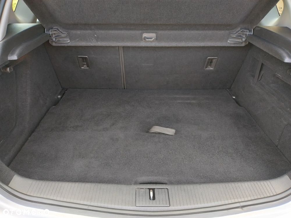 Opel Astra 1.6 Style - 17