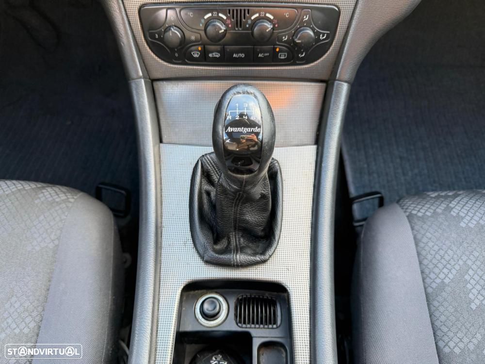 Mercedes-Benz C 220 CDi Avantgarde - 16