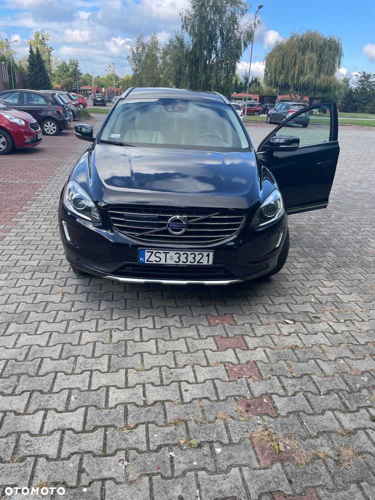 Volvo XC 60 D5 AWD Summum - 2