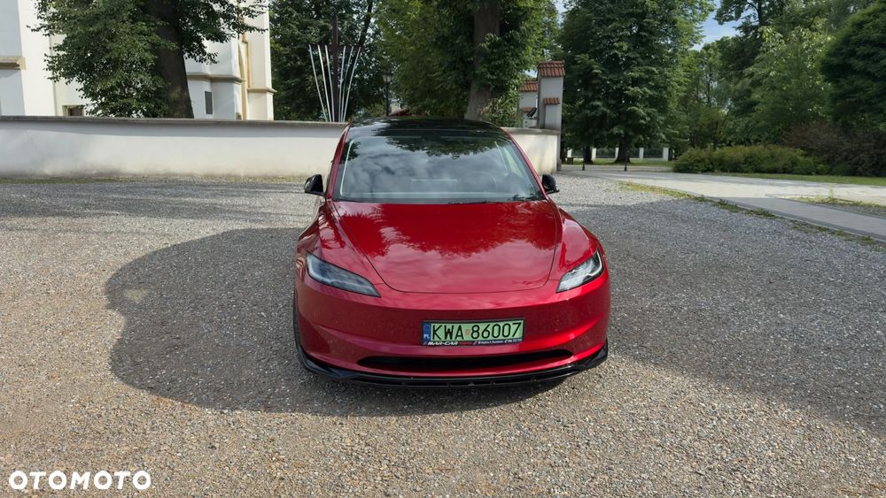 Tesla Model 3 - 5