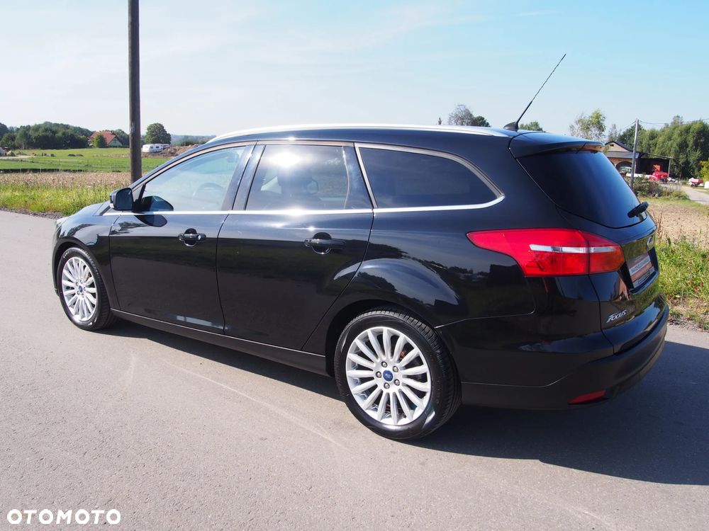 Ford Focus 1.0 EcoBoost Titanium - 3