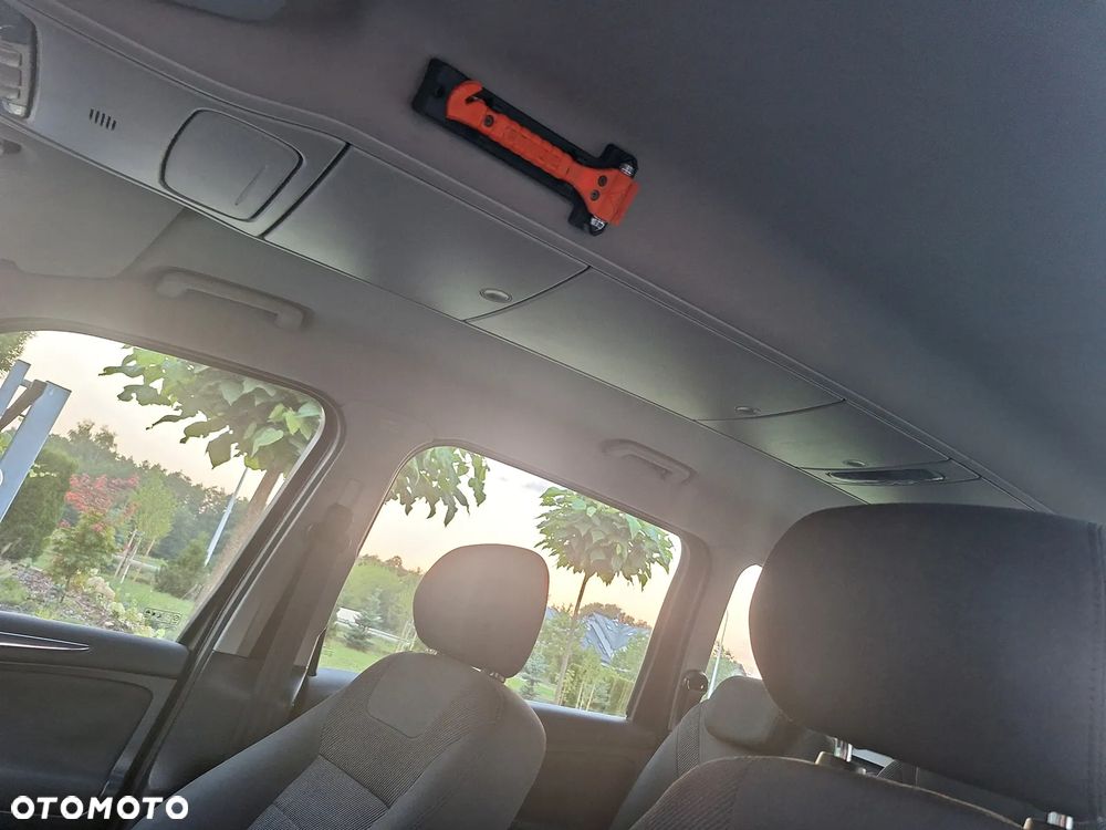 Ford Galaxy 2.0 Champions Edition - 29